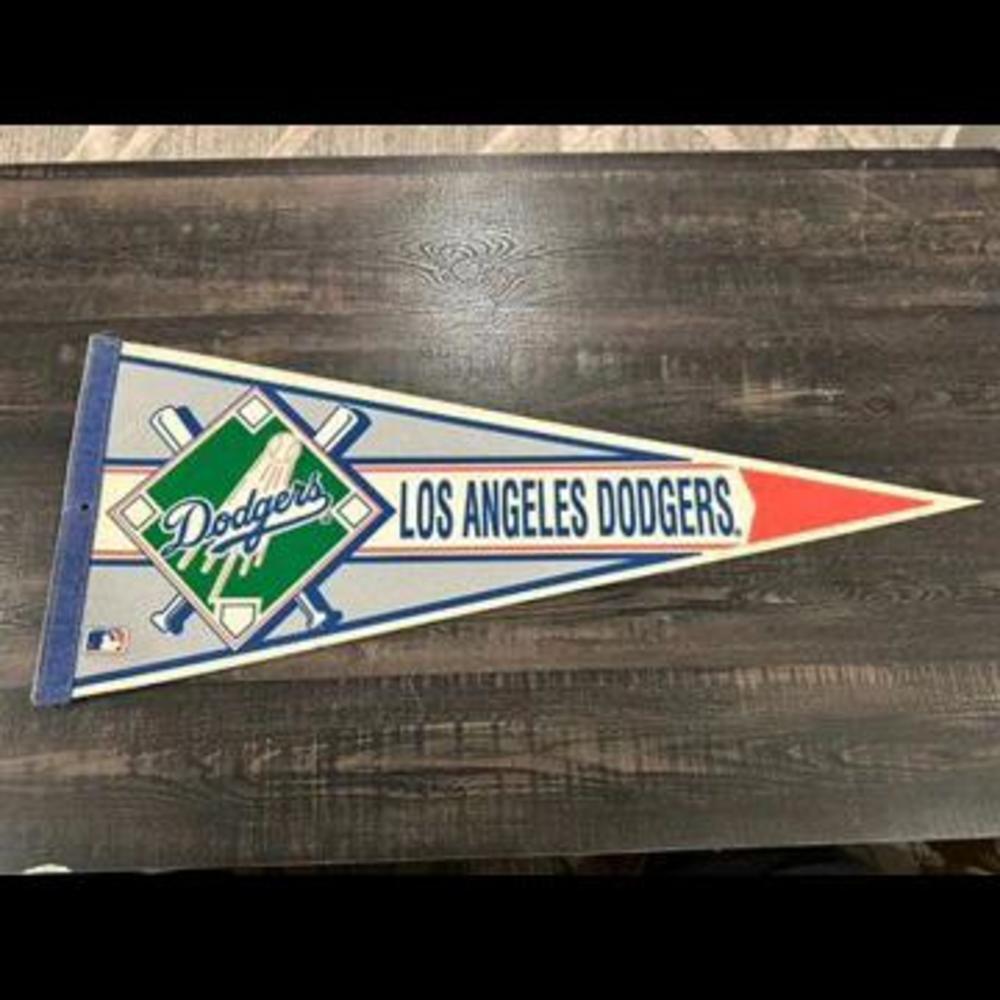 Los Angeles Dodgers MLB Baseball Vintage Retro 1980 Sports Pennant